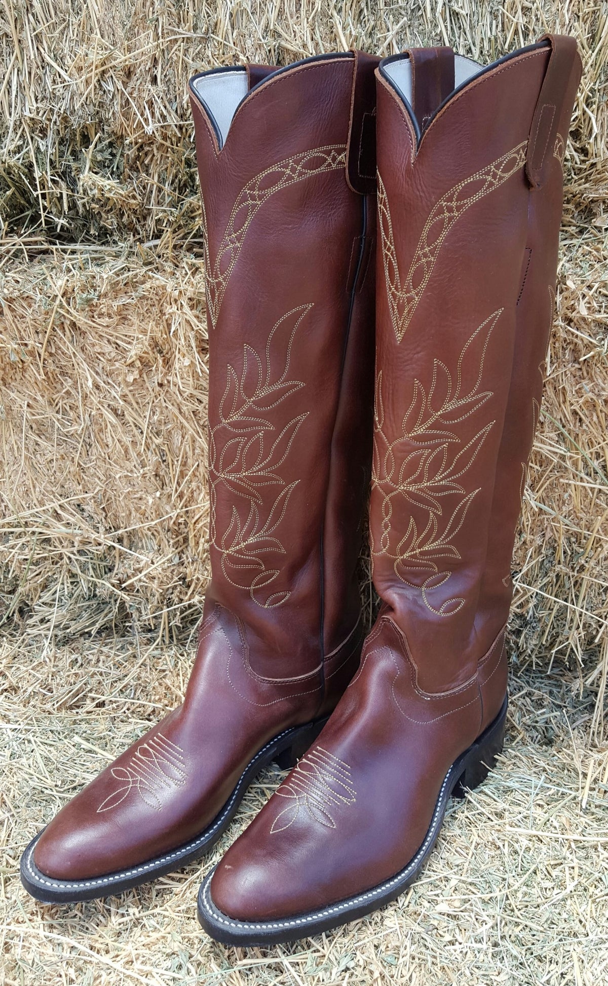 chocolate olathe polo boots